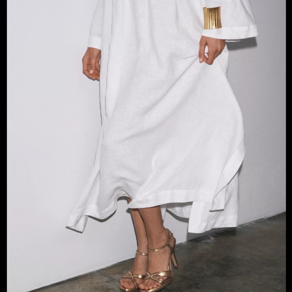๐ 2026 ZARA WOMAN LINEN Off-Shoulder White
MIDI DRESS - Picture 3 of 6
